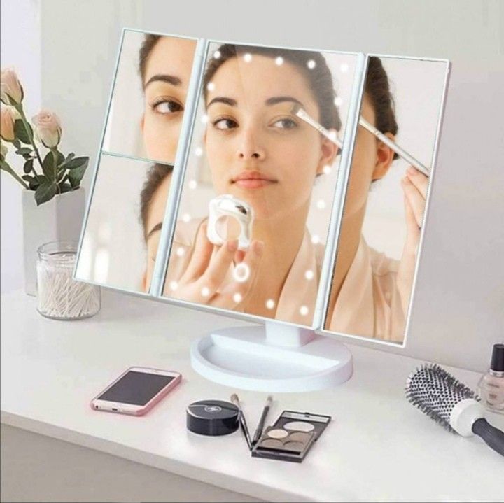 Rotatable Tri-Fold LED Makeup Mirror